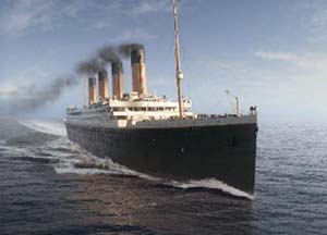 «Титаник» плывет (кадр из фильма Джеймса Камерона)